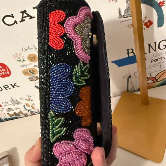 SOLD - Picture 5 of 11